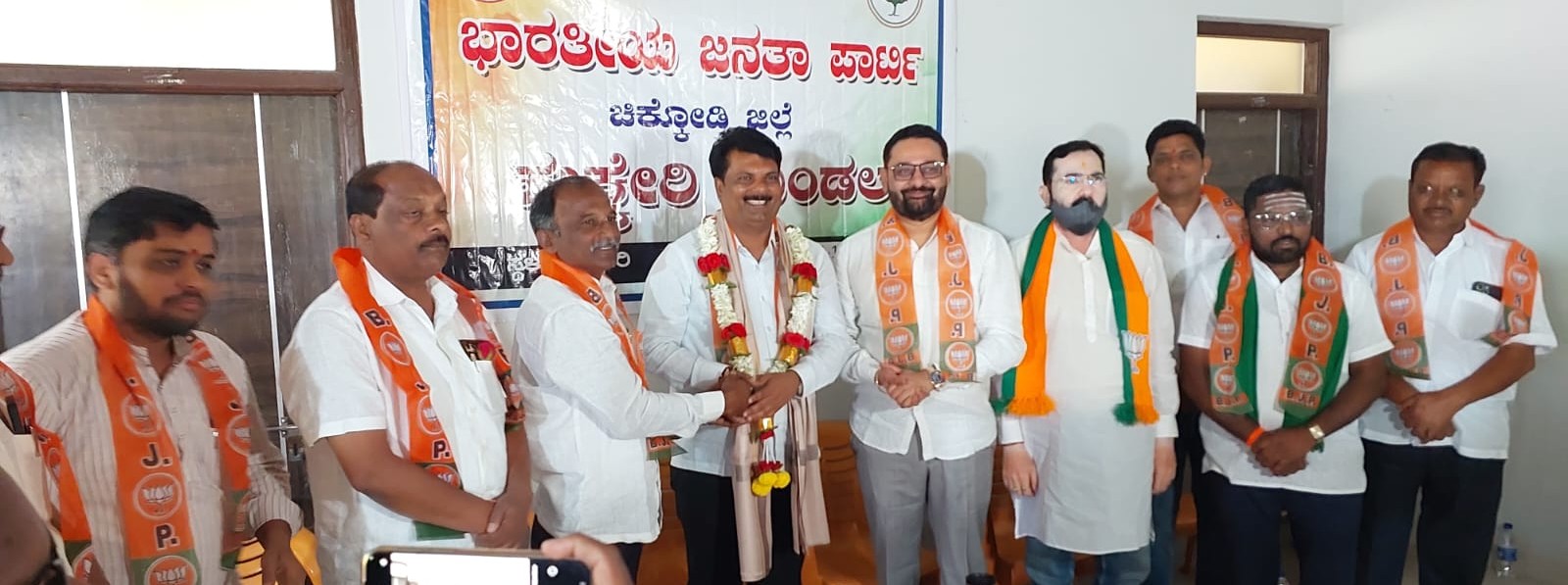 ರಾಜ್ಯ ಸರಕಾರ ರೈತ ವಿರೋಧಿ ನೀತಿ ಖಂಡಿಸಿ ಬೆಳಗಾವಿಯ ಅಧಿವೇಶನದಲ್ಲಿ ಮುತ್ತಿಗೆ: ಶಾಸಕ ನಿಖಿಲ ಕತ್ತಿ