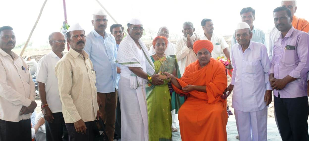 ಮಠ-ಮಂದಿರಗಳಿಂದ ಮನುಷ್ಯನಿಗೆ ಸುಖ, ಶಾಂತಿ ಲಭ್ಯ: ಹುಕ್ಕೇರಿ ಶ್ರೀ ಶಿವಬಸವ ಸ್ವಾಮೀಜಿ